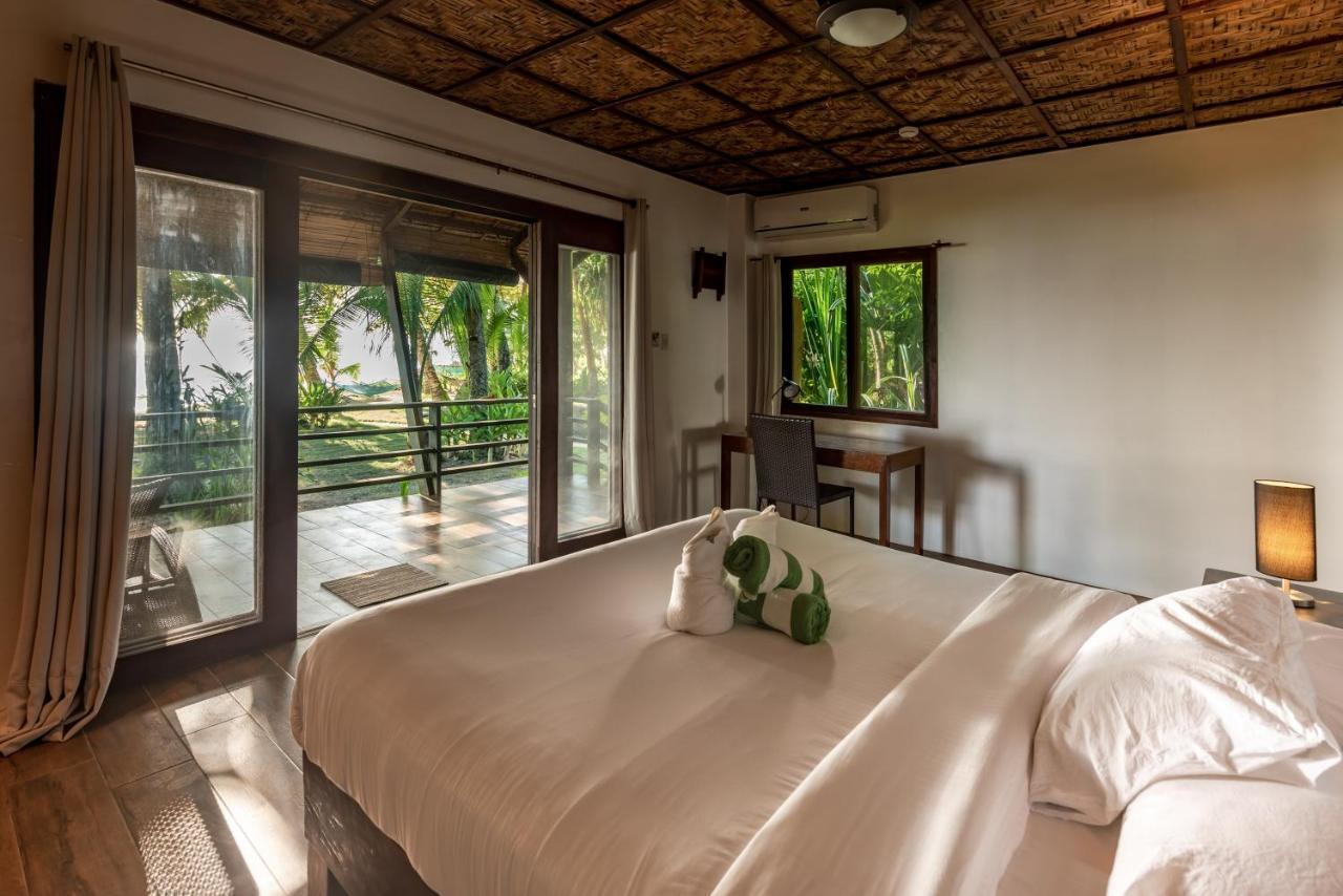 Siargao Inn Beach Resort General Luna  Exterior photo