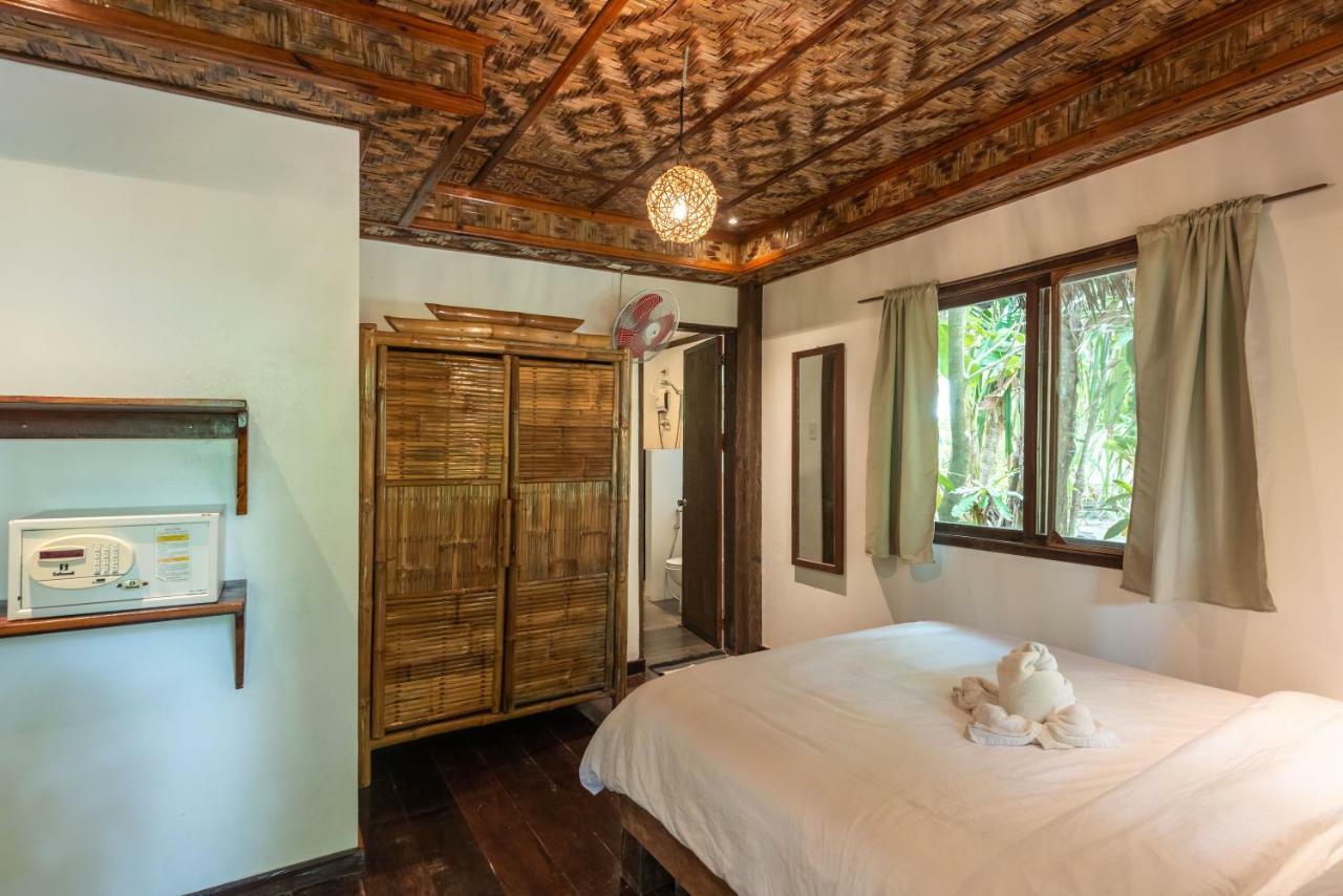 Siargao Inn Beach Resort General Luna  Exterior photo